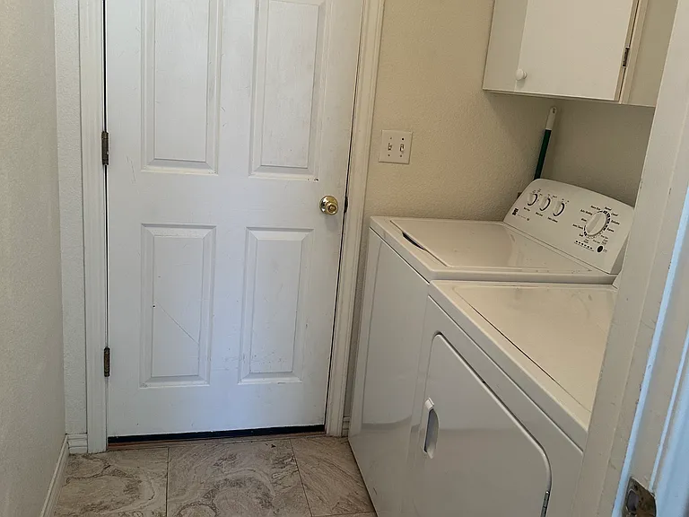791 Nighthawk Cir — Photo 13