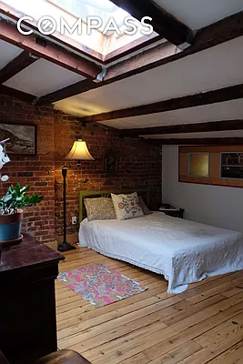Rented by Compass | media 13