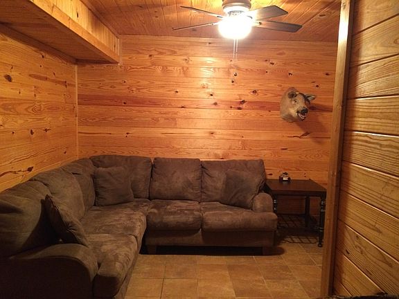 5th image of 165 Northwood Dr