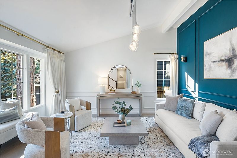 4th image of 24020 SE 42nd Street