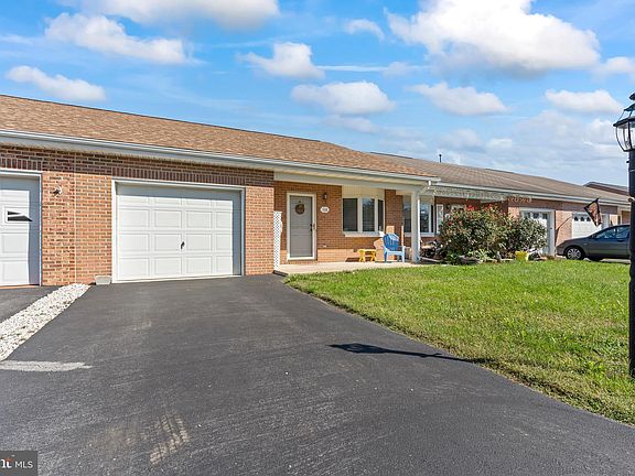 3rd image of 108 Southern Oak Dr #128