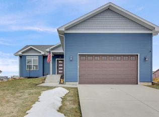 404 Lillehammer Ln, Mount Horeb, WI 53572