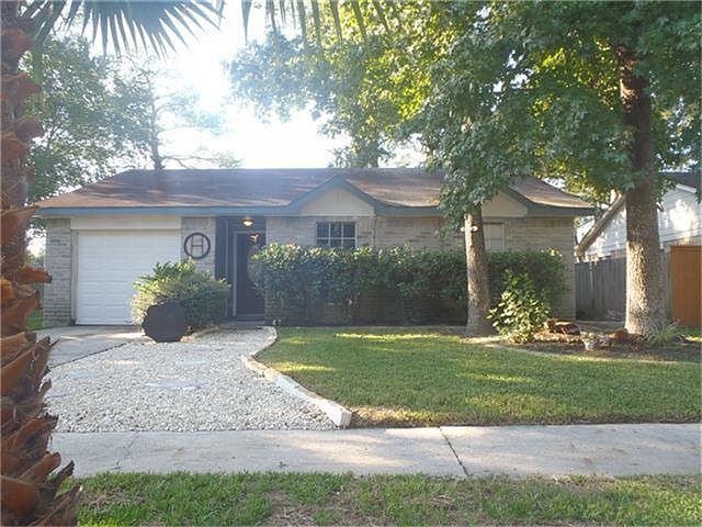 1st image of 10818 Kentington Oak Dr