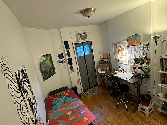 3rd image of 308 Kosciuszko St #1E