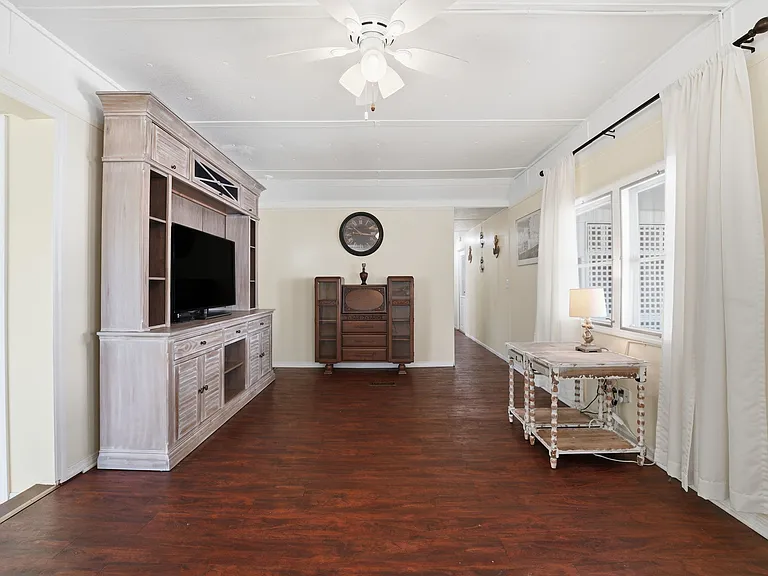 4432 Calm Harbor St — Photo 14