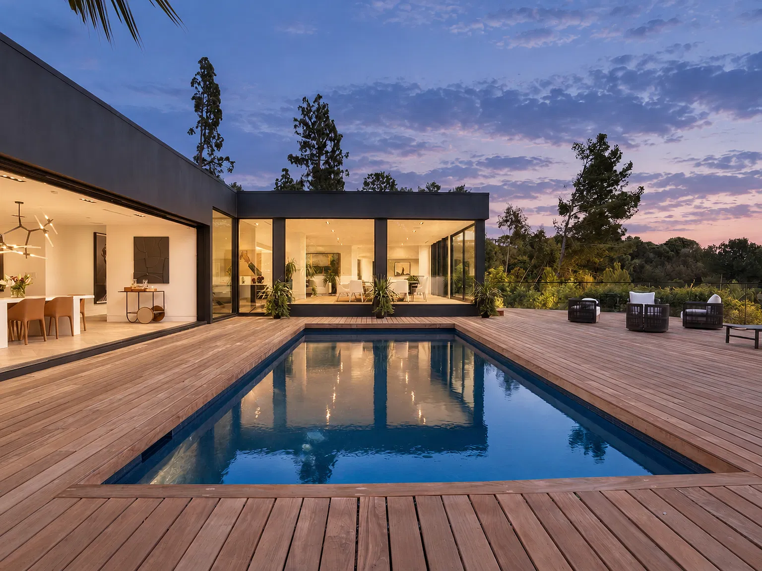6 bed, 7.5 bath, 6569 sqft, $100,000 — Photo 4