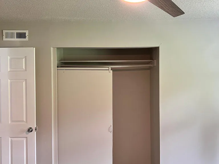 511 Poplar St #D — Photo 15