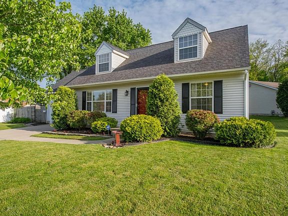 2nd image of 1118 Linda Ln