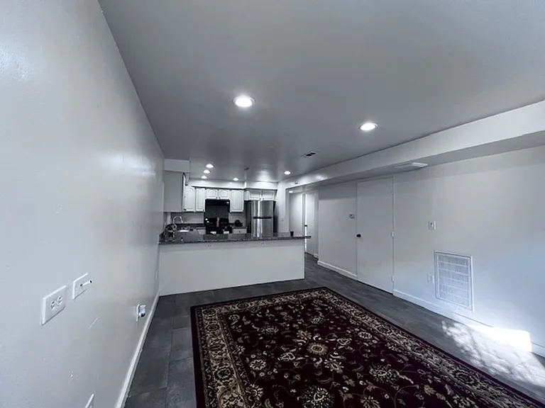 731 Willow St — Photo 9