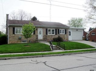 25 Glendale St, Hanover, PA 17331