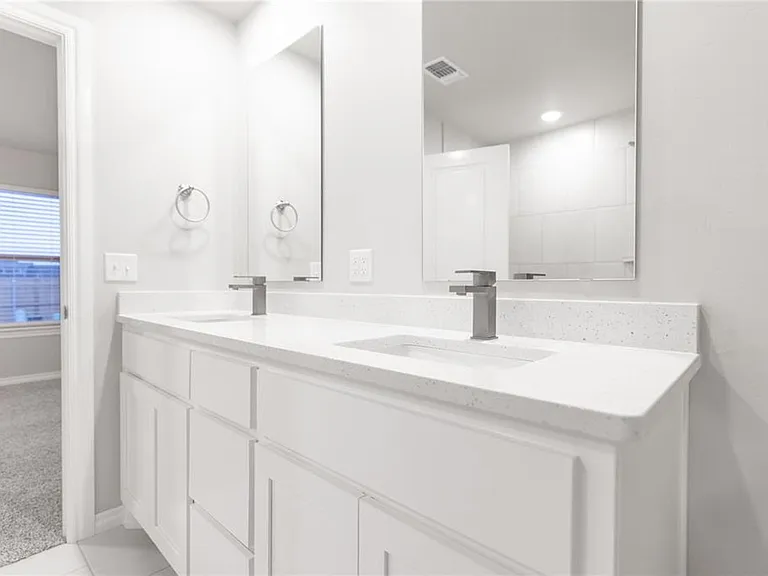 3808 Lleyton Dr — Photo 9