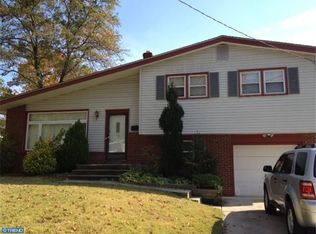 156 E Valleybrook Rd, Cherry Hill, NJ 08034