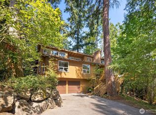 2215 W Lake Sammamish Pkwy NE, Redmond, WA