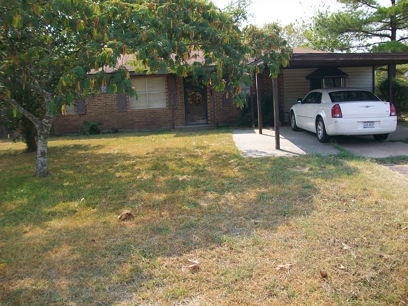1st image of 706 S Belknap St