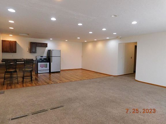 4th image of 1114 W A St #1