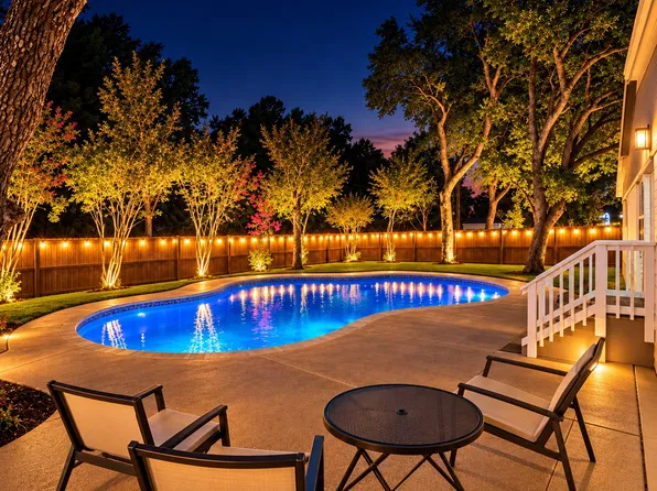 6401 Simmons Rd, North Richland Hills, TX 76182