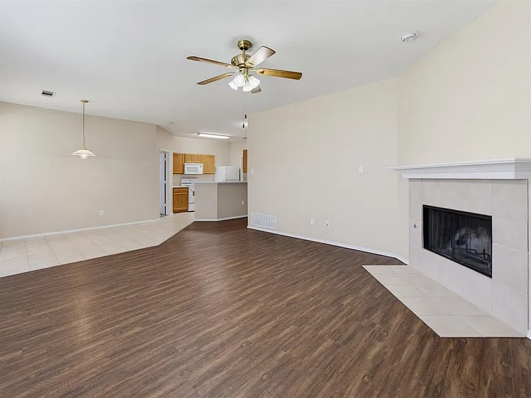 4105 Capstone Dr — Photo 9