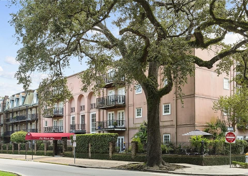 1st image of 3000 Saint Charles Ave APT 213