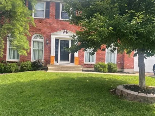 1109 W 120th Ter, Kansas City, MO 64145