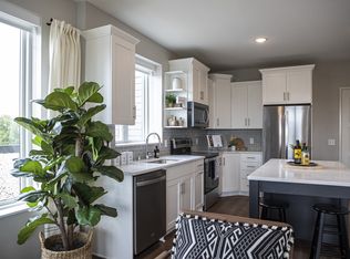 Birke, Hopkins, MN 55305