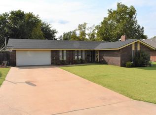 1219 Meadow Ave, Fairview, OK 73737