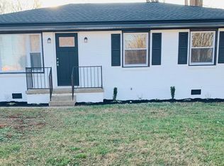 203 Magnolia Dr, Hopkinsville, KY 42240