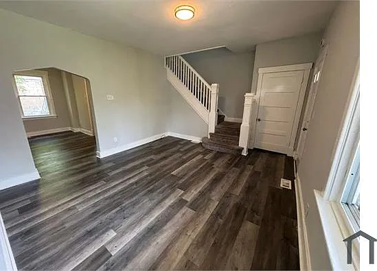 319 Bausman St — Photo 8