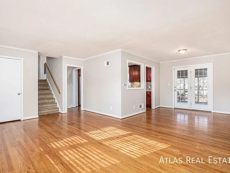 4412 W 77th Pl — Photo 3