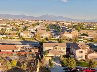 6825 San Rafael Ct, Fontana, CA 92336