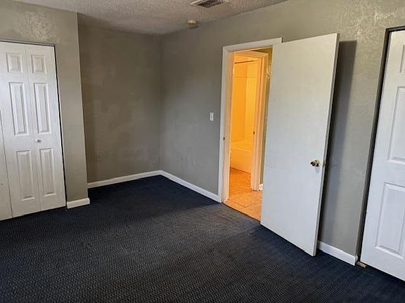 5th image of 1030 W Walnut St #205