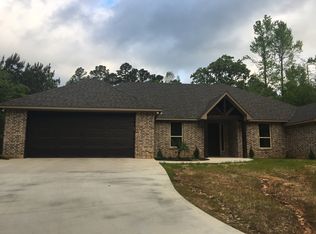 20458 Tara Cir, Troup, TX 75789