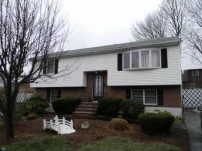 10 Winthrop Rd, Chelsea, MA, 02150