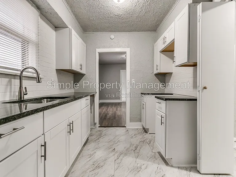1728 NE Euclid St — Photo 12