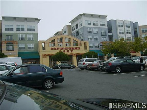 2nd image of 8300 Oceanview Ter APT 301