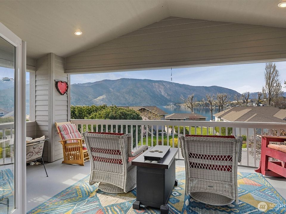 1st image of 207 Manson View Drive