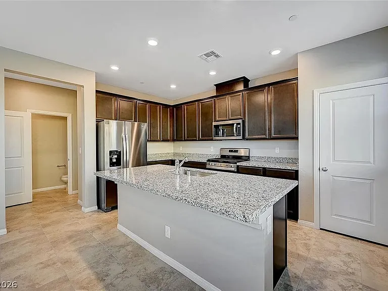 11549 Cedar Shore Ave — Photo 6