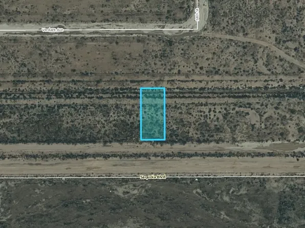 207 Sequoia Blvd, California City, CA 93505