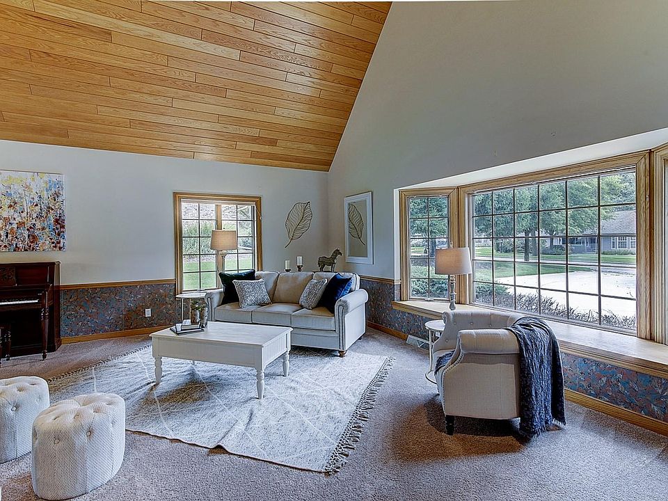 1st image of 3118 Kisdon Hill Dr