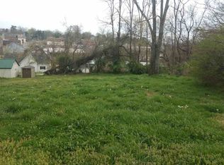 W Rhoten St, Jefferson city, TN 37760