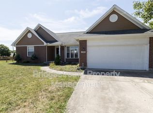 1280 Whitetail Dr, Fairborn, OH 45324