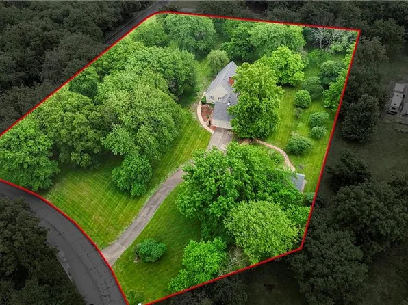 25409 Timberlake Trl, Greenwood, MO 64034