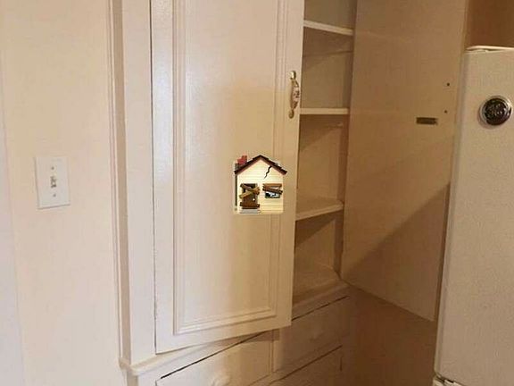 5th image of 2124 29th St #2