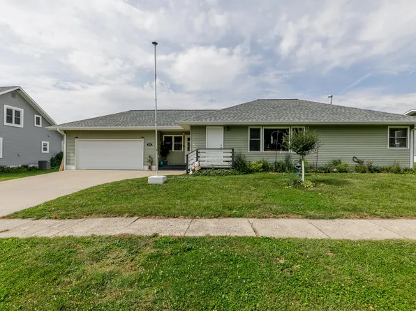 305 N Pearl St, Zearing, IA 50278