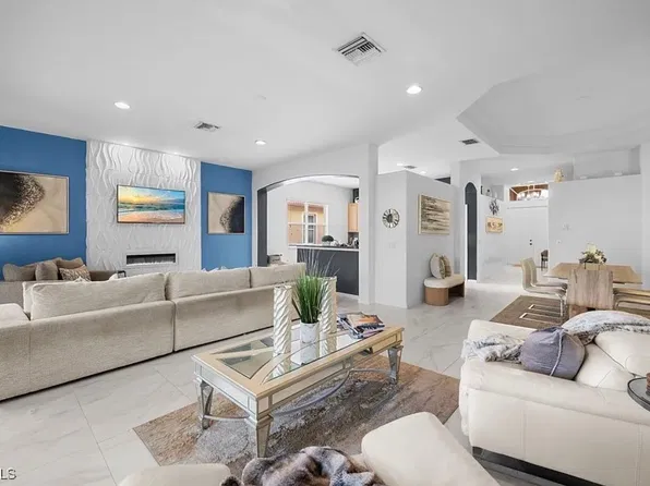 7384 Sika Deer Way, Fort Myers, FL 33966