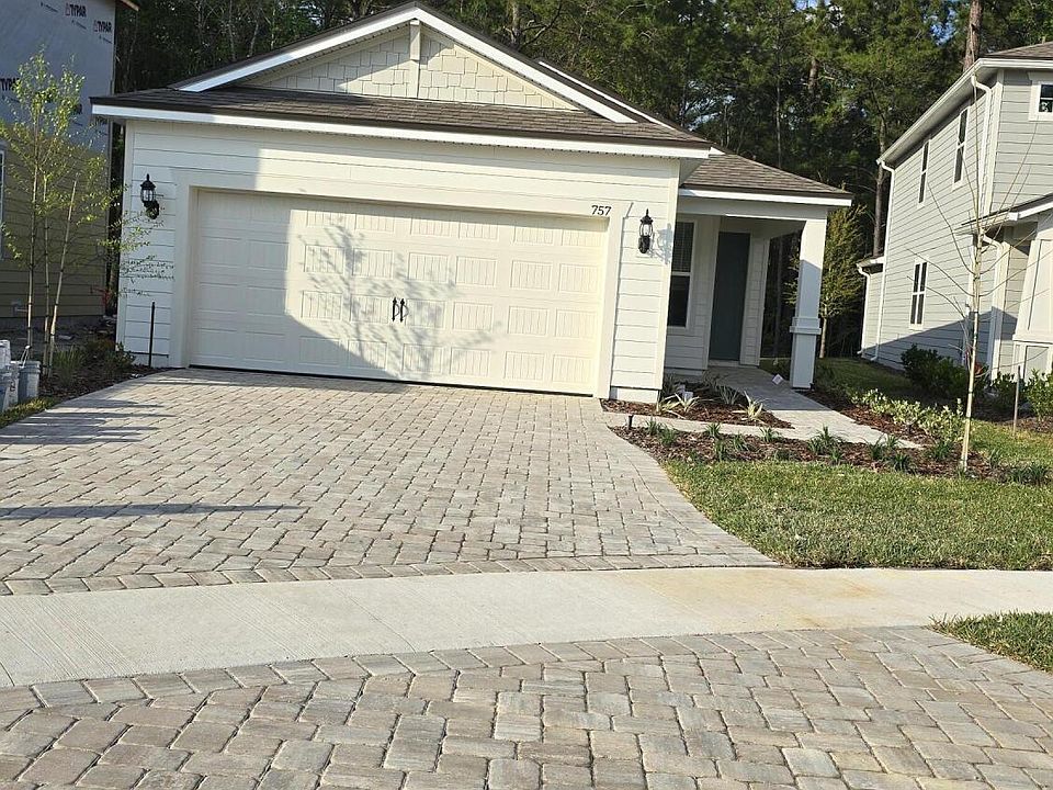 1st image of 757 Blind Oak Cir
