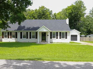 205 E 10th St, Trenton, TN 38382