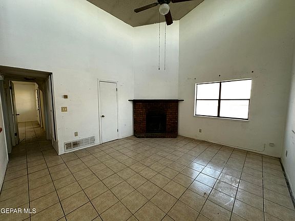 4th image of 1323 Trudy Elaine Dr