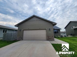 6521 W Amber St, Sioux Falls, SD 57107