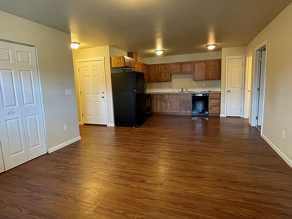 5th image of 475 N Elliott Ave Unit 6