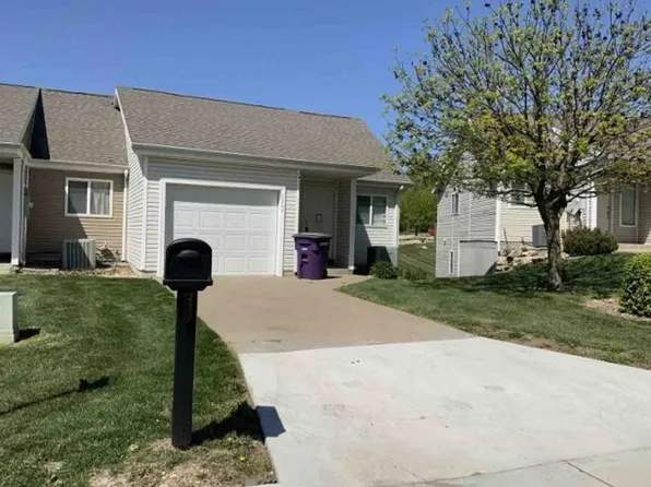 1309 Newfoundland Dr, Manhattan, KS 66503